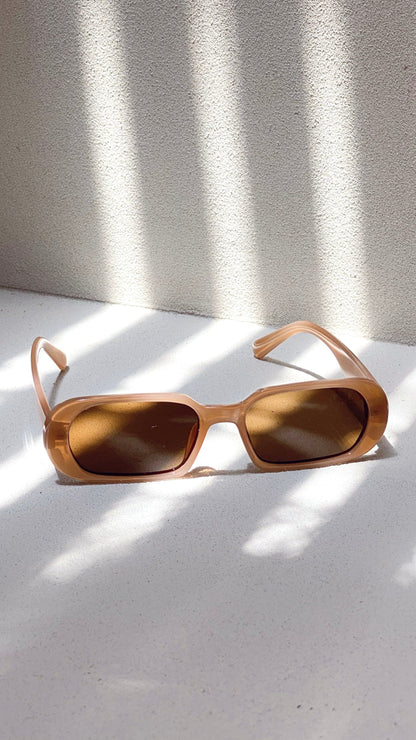 Carly Sunglasses - Brown