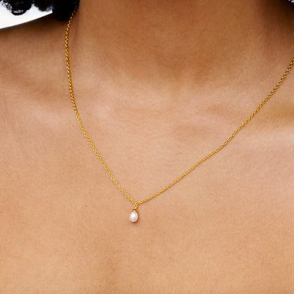 Fine Organic Pearl Necklace & Huggie Set (Gold)